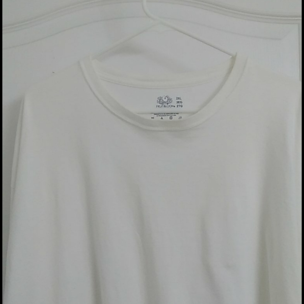 Sold ❤️ Men's Long Sleeve Tee 2XT by Fruit of the Loom.
